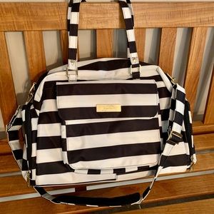 JuJuBe Be Pumped Diaper/Pumping Bag